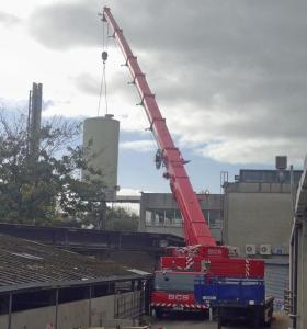 Crane lifting Silo 2